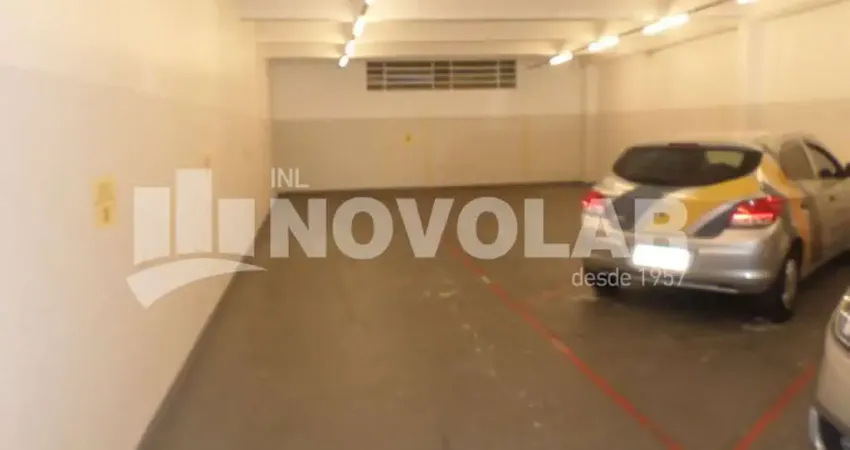 Loja na Barra Funda aproximadamente 240m2 com porta automática.