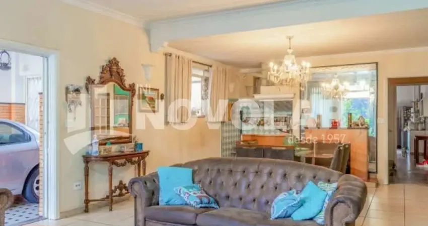 Amplo sobrado à venda no belenzinho. com 3 dormitórios, suíte e 5 vagas!