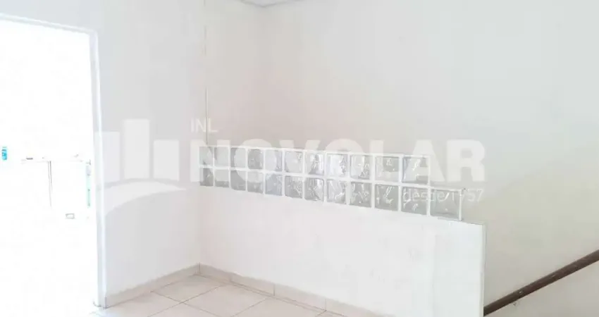 Casa Comercial na Vila Maria com 66 metros quadrados, 3 salas, recepção, copa e 1 banheiro