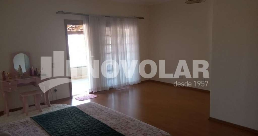 Sobrado Comercial na Vila Maria com 6 salas e 3 vagas
