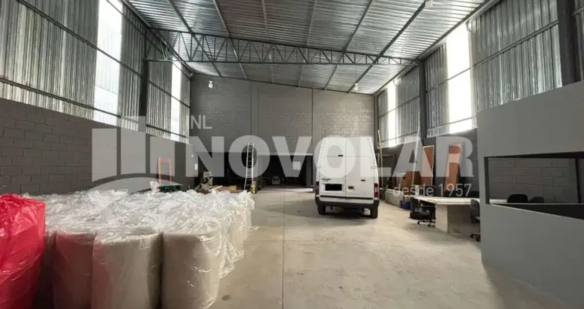 Galpão 600M2, PD 7metros no  Jardim São Jorge na Cidade de ARUJÁ.