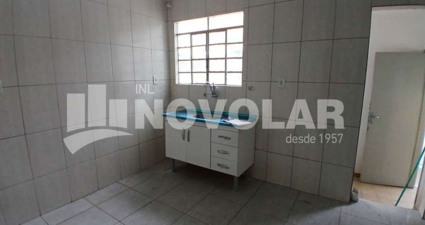 Casa com 2 quartos para alugar no Parque Novo Mundo, São Paulo 