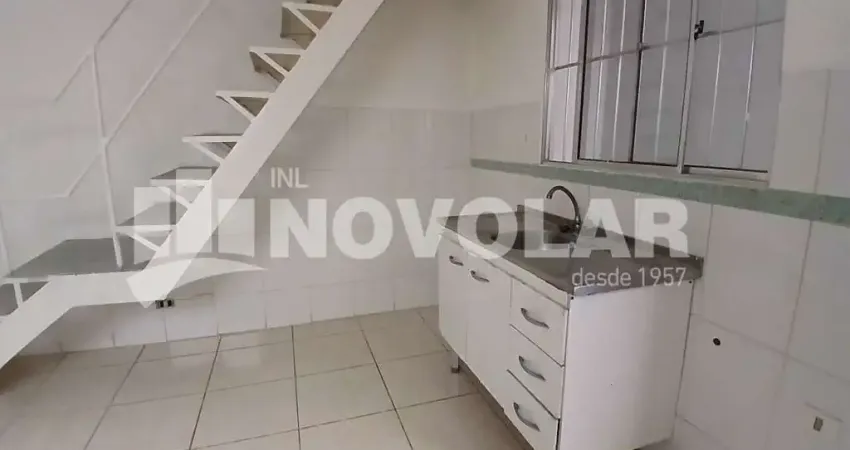 Apartamento em Condomínio Fechado,  com um dormitório na Vila Maria