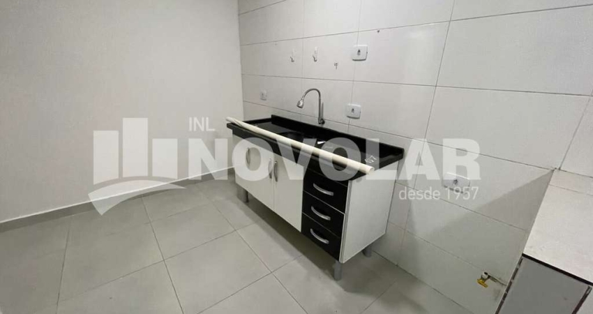 Apartamento no Jardim Japão com 1 Dormitório e Quintal
