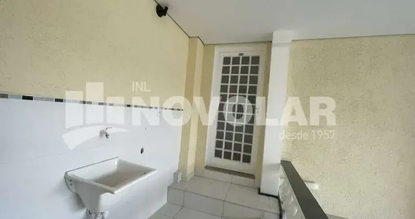 Casa em condomínio com 2 dormitórios situado no Bairro Vila Maria Alta