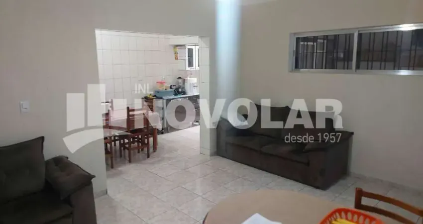 Casa assobradada com 3 dormitórios sendo 1 suíte, 5 vagas e mais 2 moradias