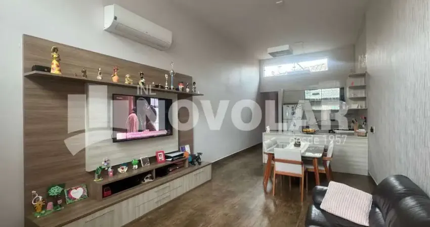 Casa assobradada com acabamento impecável e espaço gourmet incrível!