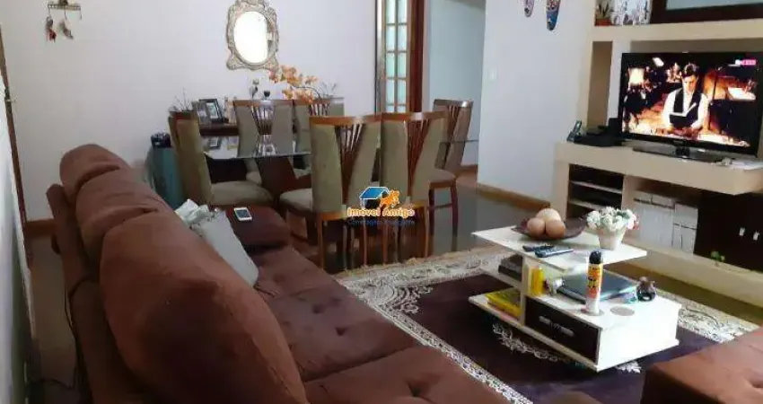 Apartamento à venda na vila gilda em santo andré com 3 suítes e 3 vagas com baixo condominio!