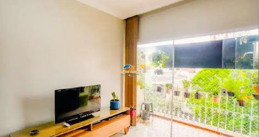 Oportunidade para Morar ao lado do Shopping ABC em Apartamento Amplo com Sacada e Vaga dupla de Garagem.