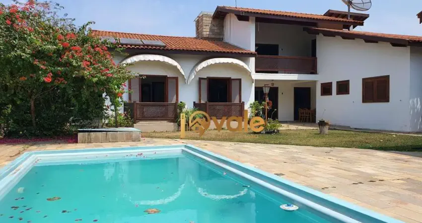 Linda casa térrea com piscina e sauna para locação - condomínio village paineiras - pindamonhangaba/sp