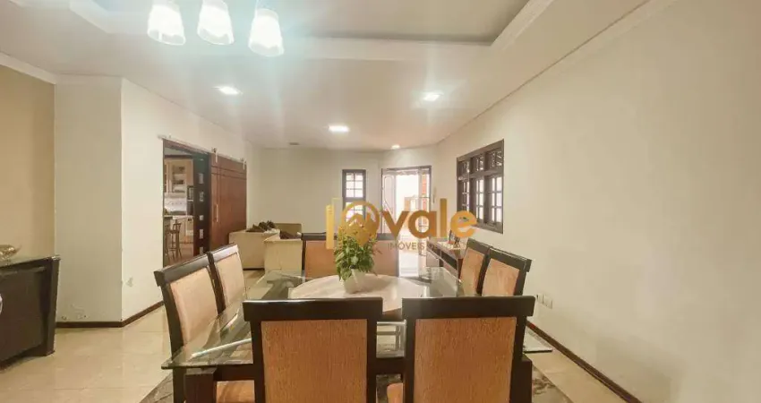 Sobrado com 3 dormitórios à venda, 358 m² por - jardim santa maria - jacareí/sp