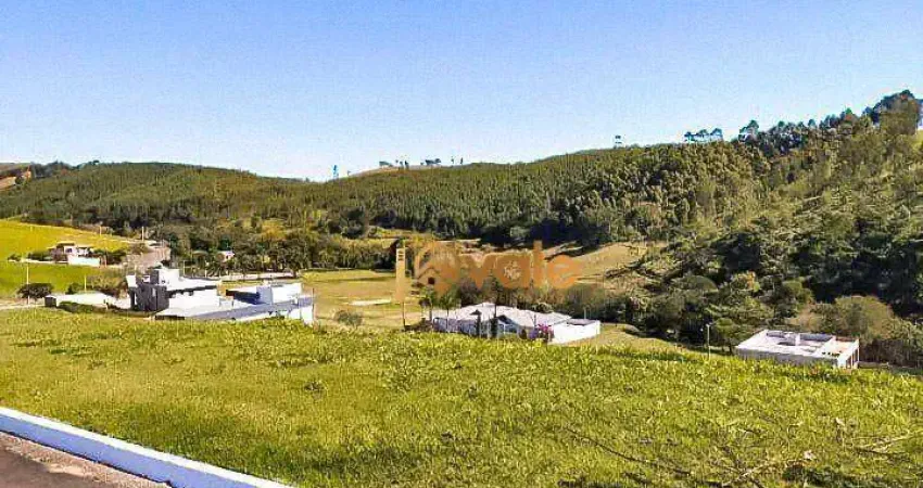 Terreno em condomínio fechado à venda em Village Parahybuna, Paraibuna 
