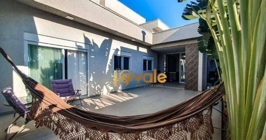 Casa em condomínio fechado com 3 quartos à venda na Avenida Antônio Abdon Abrahão, Vila Branca, Jacareí