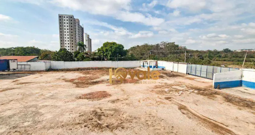 Barracão / Galpão / Depósito com 2 salas para alugar na Rua Padre Eugênio, Jardim Jacinto, Jacareí