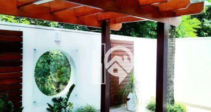Casa à venda, 225 m² por R$ 1.500.000,00 - Jardim Crystal Park - Jacareí/SP