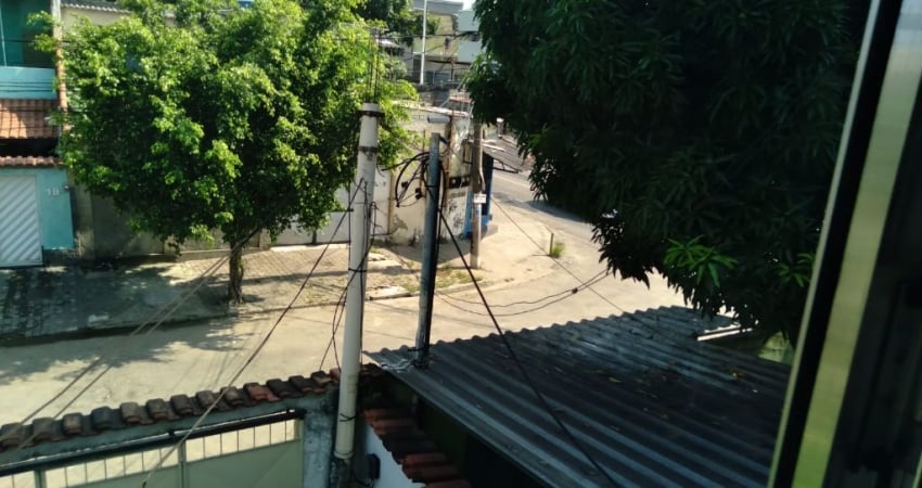 Casa à venda na Rua Escorpião, 30, Parque Engenho Pequeno, Nova Iguaçu