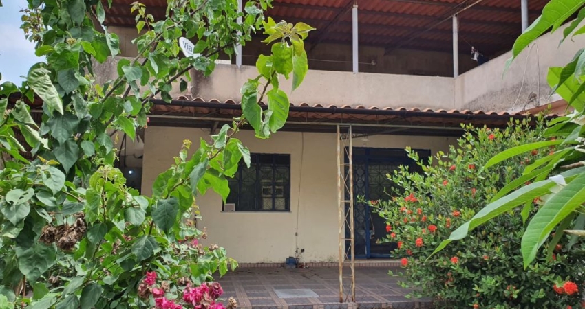 Casa com 3 quartos à venda na Rua Nicarágua, 27, Vila Rancho Novo, Nova Iguaçu