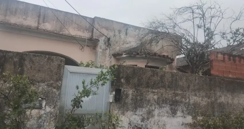 Casa com 4 quartos à venda na Rua Costa Lima, 235, Centro, Belford Roxo