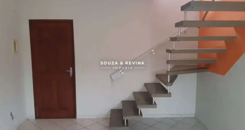 Casa em Condomínio à Venda em Barueri com 2 dormitorios no Condominio Alvorecer