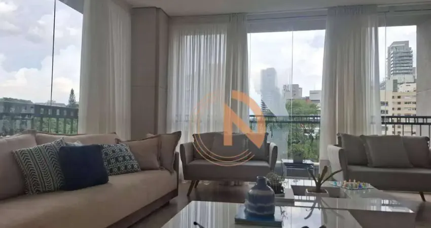 Apartamento de alto padrão com 3 suites e lazer completo em Moema