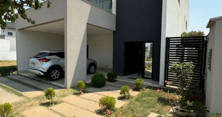 Casa de alto padrão semi mobiliada no Condomínio Primor das Torres dis