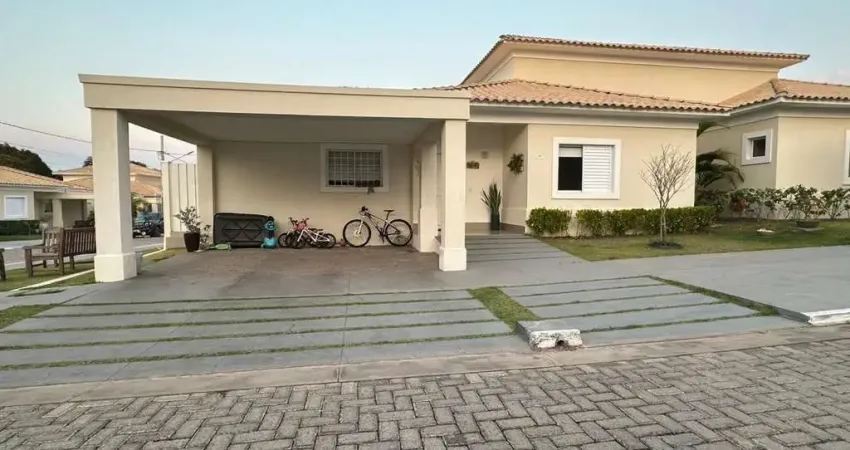 *A venda Casa Térrea no Condomínio  Vistas Residence 3 suítes*