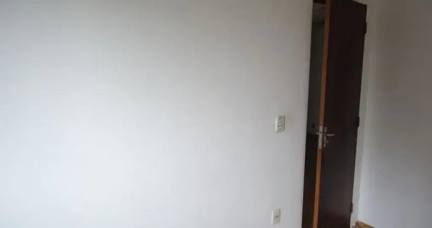 Apartamento com 3 quartos para alugar em Itaquera, São Paulo 