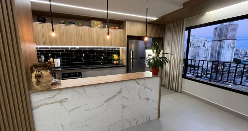 VIVA EM UM DOS MELHORES ENDEREÇOS DA CIDADE EM UM AP DE 2 SUITES MOBILIADO E DECORADO