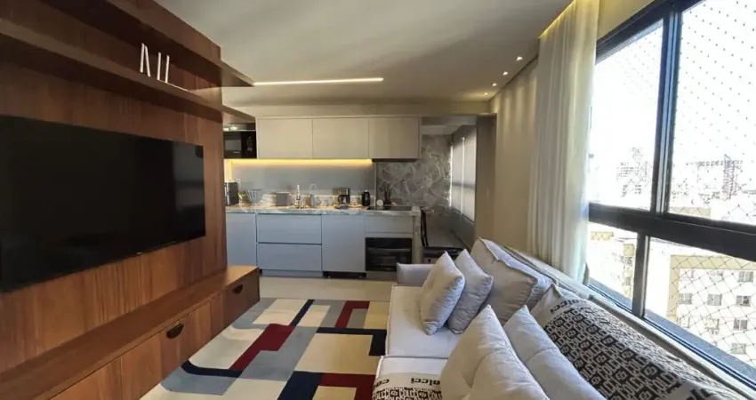 FLAT PARA VENDA COM 51 M VARANDA GOURMET NO BUENO DECORADO E MOBILIADO