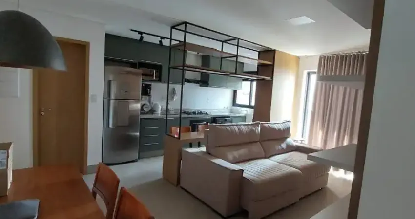 Apartamento 2 quartos mobiliado para locação próximo a colégios e praça t 23