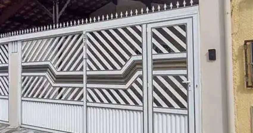 Imperdível oportunidade, Casa à venda em Praia Grande, 3 quartos, 1 suíte, 1 sala, 2 vagas, 82m².