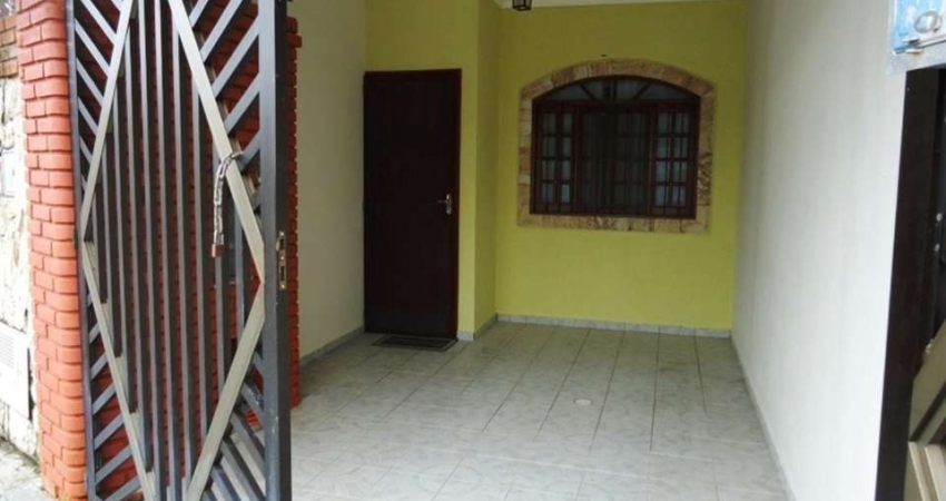 Casa tipo Sobrado 2 suítes, Lavabo, sala, cozinha, varanda, área de serviços, churrasqueira, Perto da PRAIA no Jardim Real/Imperador em Praia Grande!