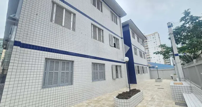 Kitnet linda para locação na Guilhermina, Praia Grande-SP: espaço amplo, 1 banheiro, 37m². Lindo e completo!