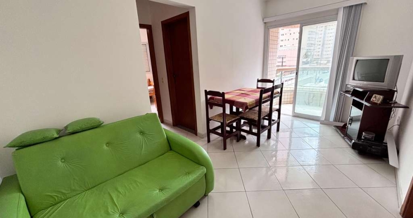 Apartamento à venda na Aviação, Praia Grande-SP: 1 quarto, 1 sala, 1 banheiro, 1 vaga de garagem, 45m² de área. Confira já!