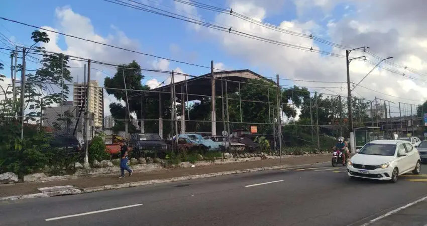 Terreno comercial para locação no Boqueirão, Praia Grande-SP: localização estratégica e infraestrutura completa!