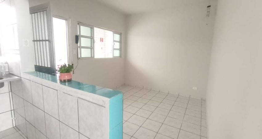 Apartamento à venda na Guilhermina em Praia Grande-SP: 1 quarto, 1 sala, 1 banheiro, 40m². Venha conferir!