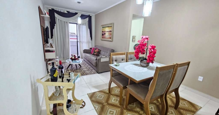 LINDO APARTAMENTO DE  2 DORMITÓRIOS, SENDO 1 SUÍTE, TODO REFORMADO A VENDA NO BAIRRO GUILHERMINA EM PRAIA GRANDE