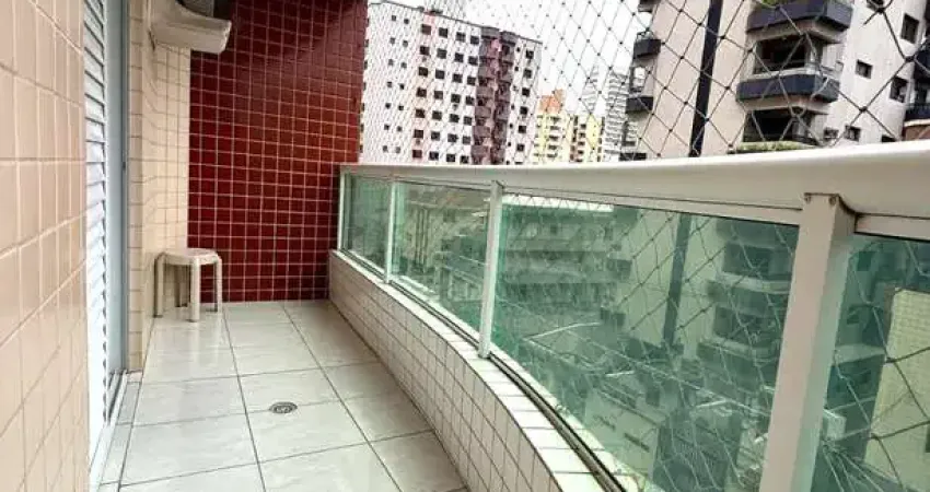Apartamento  2 quartos, 1 suíte, a 150 metros da Praia, para venda no Bairro Guilhermina em Praia Grande-SP.
