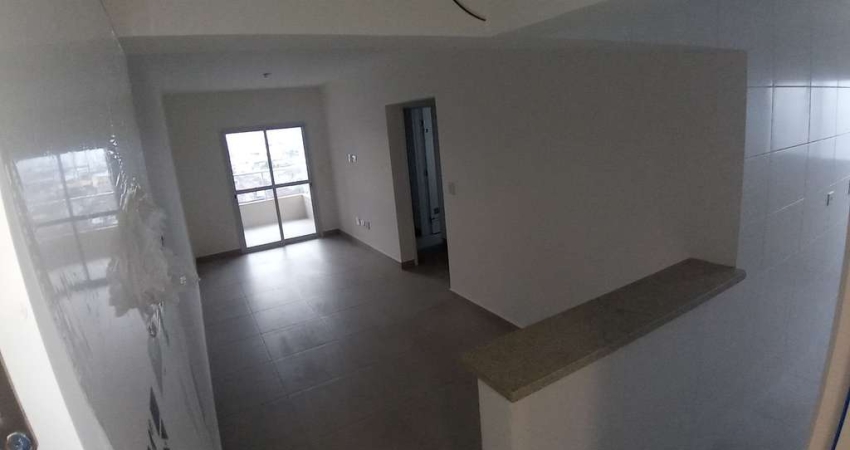 Apartamento à venda em Praia Grande-SP, bairro Aviação. 2 quartos, 1 suite, 1 sala, 1 banheiro, 1 vaga na garagem. Área de 63m².