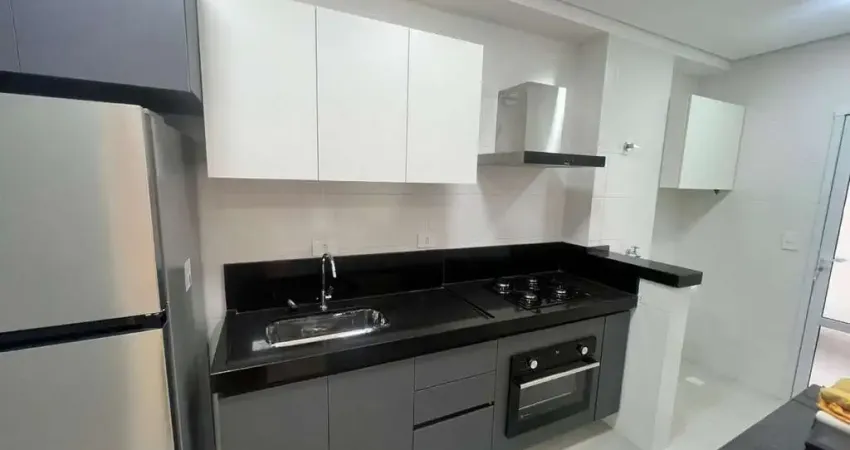 Apartamento canto do forte, 2 quartos, 1 suíte, 1 vaga de garagem, lazer completo!!!