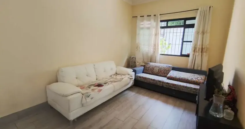 Imperdível casa à venda em praia grande-sp, no bairro tupi, com 2 quartos, 1 suíte, 1 sala, 3 banheiros, 4 vagas e 209m² de puro conforto!