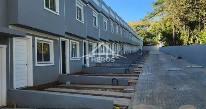 Casa em condomínio fechado com 2 quartos à venda na Rua Frederico Etzberger, 650, Nonoai, Porto Alegre