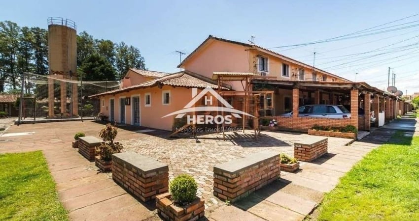 Casa em condomínio fechado com 2 quartos à venda na Avenida Edgar Pires de Castro, 2600, Hípica, Porto Alegre
