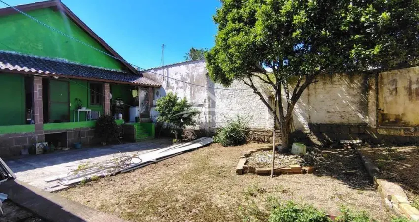 Casa com 3 quartos à venda na Avenida Guarujá, 371, Guarujá, Porto Alegre