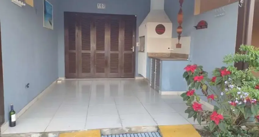 Casa em condomínio fechado com 2 quartos à venda no Capão Novo, Capão da Canoa