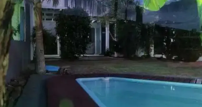 Casa com 3 quartos à venda na TRÊS MARIAS, 192, Arco Íris, Capão da Canoa