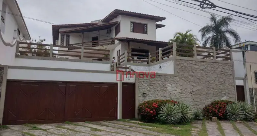 Casa Quatro Quartos para Venda no Itaigara