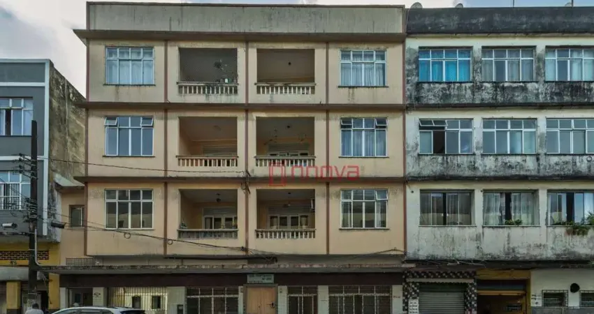 Aluga apartamento amplo com 3 quartos, suíte, varanda, boa localização, perto da praia, 117 m² por R$ 2.000/mês - Ribeira - Salvador/BA