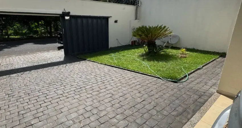 Casa com 3 quartos à venda no Presidente Roosevelt, Uberlândia 