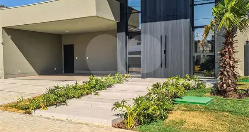 Terreno em condomínio fechado à venda no Ribeirão do Lipa, Cuiabá 